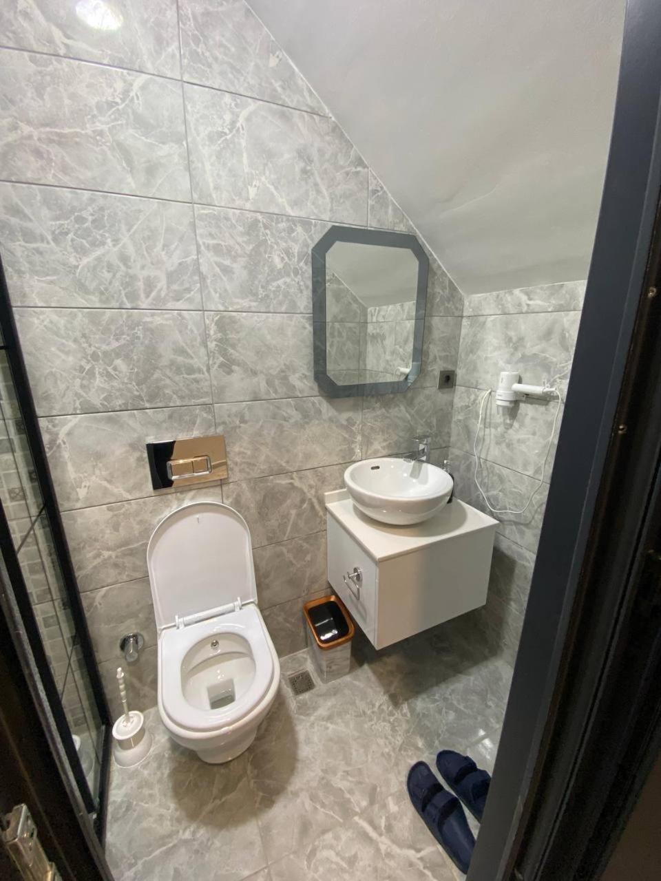 Rezo Aparthotel *
